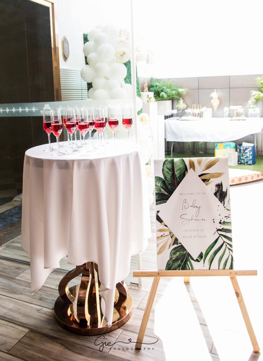 BrownParties's tweet photo. What a Set up!!🍃🌿Greenery baby shower #brownsugarparties #windhoek https://t.co/VQtdAKWZsD