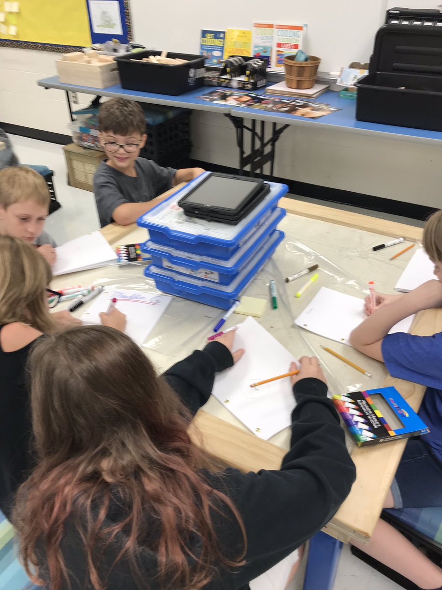 fbheather1's tweet photo. MVES MakerSpace opens today! Fourth (Ms. Hogarth) and fifth grade students collaborate to build Keva bridges, make LEGO robots that move, and start engineering journals! #engageYCSD @kecagle https://t.co/HiJYnFuPvs