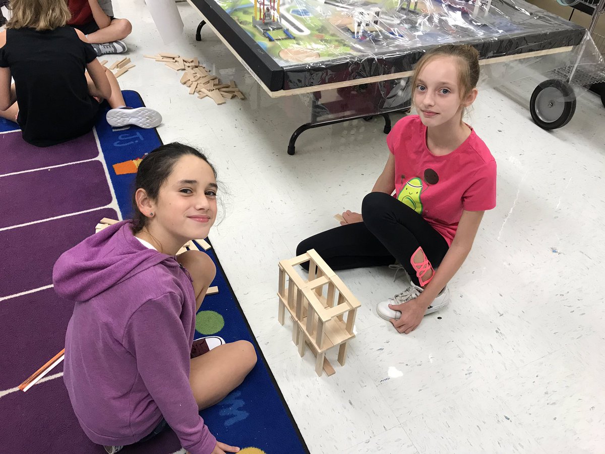 fbheather1's tweet photo. MVES MakerSpace opens today! Fourth (Ms. Hogarth) and fifth grade students collaborate to build Keva bridges, make LEGO robots that move, and start engineering journals! #engageYCSD @kecagle https://t.co/HiJYnFuPvs
