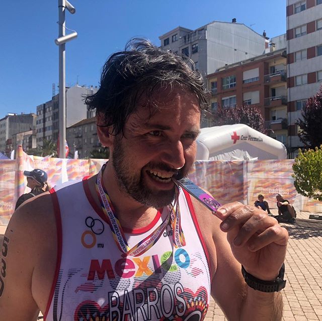 triatlonauta's tweet photo. #VivaMexico 🇲🇽 #Este es un año muy especial ya que tuve la fortuna de representar a #México en una prueba internacional 
#itupontevedra #triatlon #triathlon #3tnt #triatlonauta #teamMéxico https://t.co/70aemknbmF https://t.co/1XZsZBBjfK