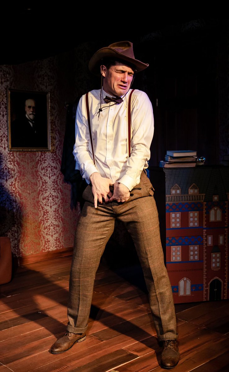SherlockOnStage's tweet photo. “Silliness and amusment, peppered with gales of laughter from the audiences… A thoroughly enjoyable evening.” - Canal St. Are you ready @SwindonArtsCent ? - Team Sherlock https://t.co/Y8gtonqNRB https://t.co/fgXjdoFjz4