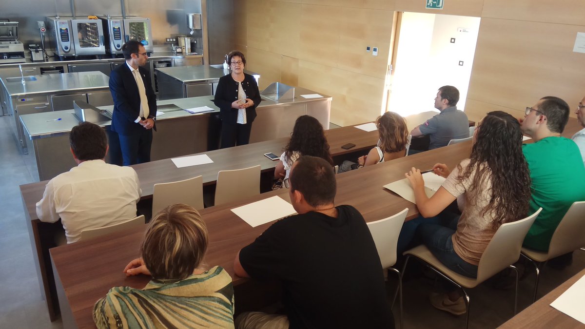 laselvatv's tweet image. Som al Foodlab de #RiudellotsdelaSelva, a la sessió informativa de la 2a edició del Postgrau en Innovació a la indústria alimentària.

Ben aviat el resum del més destacat al web de La Selva TV.