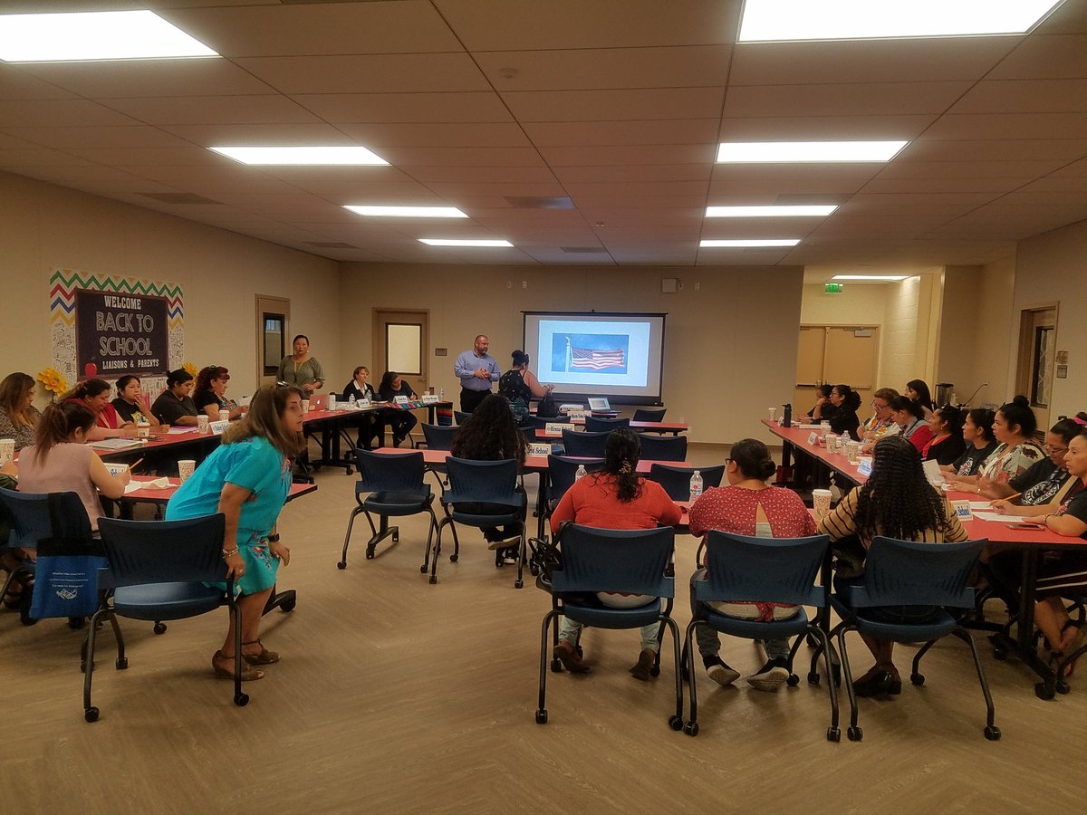 coach_ela's tweet photo. First parent meeting at the new MVSD Family Engagement Center. Welcome DELAC!! #mvsdrocks https://t.co/mVnv9LlXR6
