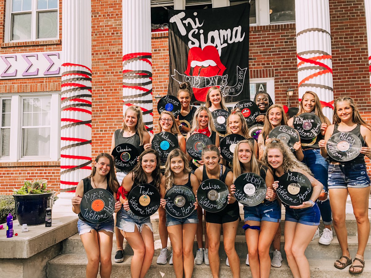 cscsigma's tweet image. ☆ we gained 𝐒𝐈𝐗𝐓𝐄𝐄𝐍 new sisters yesterday! we 𝓁ℴ𝓋ℯ bid day!! 💜