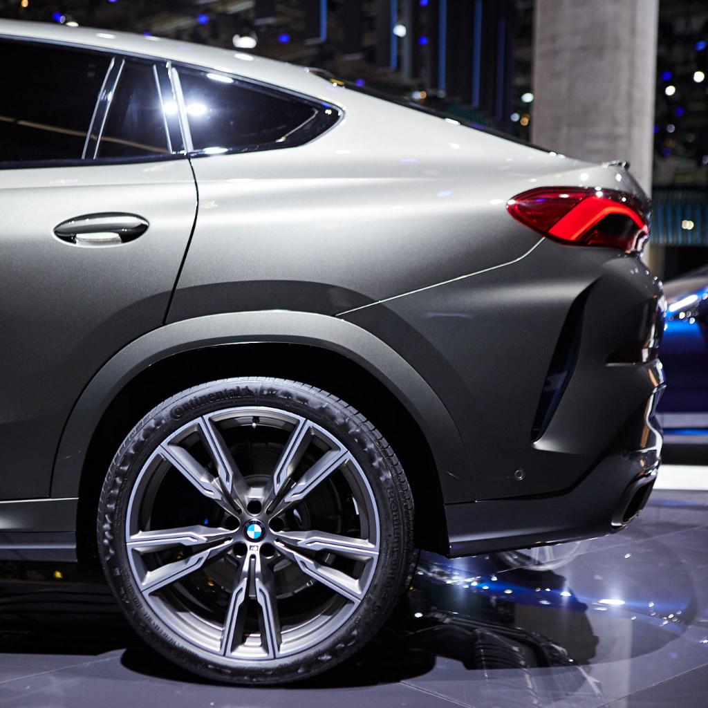 Commanding aura.
The all-new #BMW X6.

#TheX6
b.mw/disclaimer_X6M…