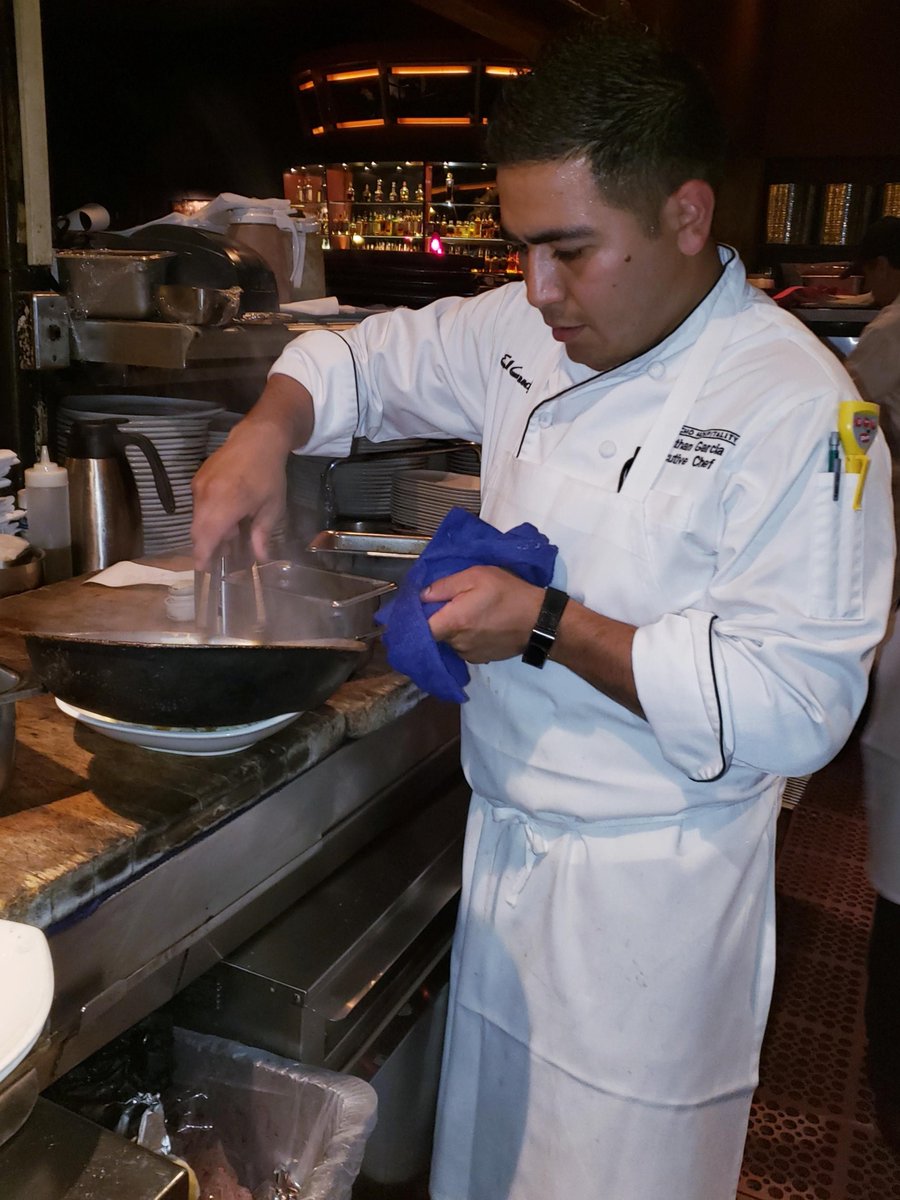 ElGauchoSteak's tweet image. &quot;Jonathan&apos;s hard work and dedication have made him a shining star and a great example of how far one can go if they set their mind to it. In honor of #ChefsAppreciationWeek, please congratulate Jonathan and thank him for making El Gaucho Seattle the greatest.&quot; - Jeffrey, Captain