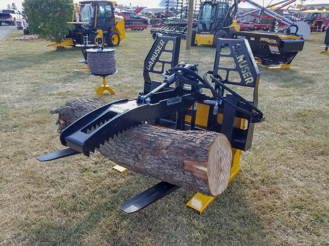 DanuserCompany's tweet photo. We got #treepullers, #postdrivers, #palletforkgrapples, #mixingbuckets, and more on display Tuesday, Wednesday, and Thursday at  @OhioStateFSR  in London, Ohio! Drop by the SISCO booth, 182 on the corner of Equipment Ave and Silage Street. https://t.co/nu0UAfPPv2