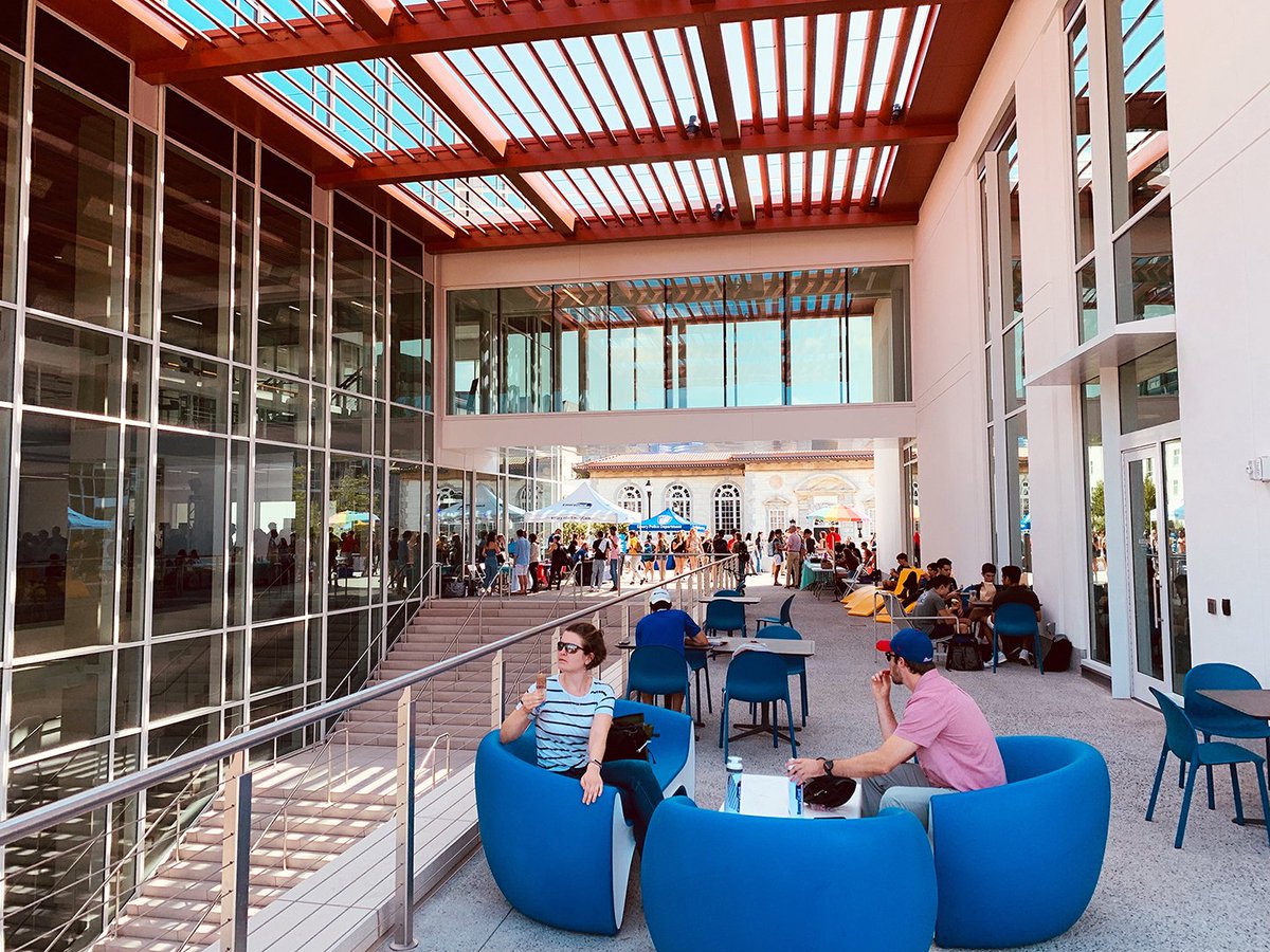 Duda|Paine is excited to share our New Student Center at Emory University earned the university's first LEED Platinum rating, making it the most energy-efficient building on campus. 

Check out the full article: 

news.emory.edu/features/2019/…

#dudapaine #emoryuniversity #leedplatinum