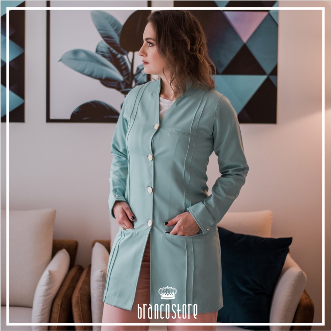 brancostore's tweet photo. Jaleco verde paradise. Gostou e quer ele agora? Temos ele a pronta entrega na loja. ✨🙈😍 https://t.co/m48W9uiXSx