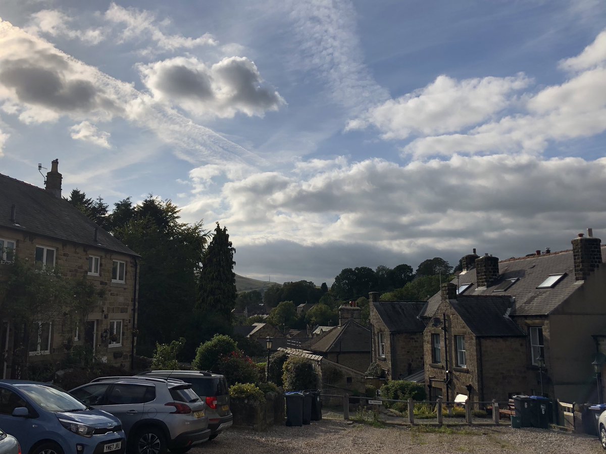 JB_sportpsych's tweet photo. 2nd visit to The Barn this month - first for #SpotlightTEAMS accreditation and today #SpotlightPROFILE refresher. Always great learning, thanks @mindflick team #personalitypreferences #behaviouralstyle #mindset #dynamics #performance 🧠👥 https://t.co/b5SzU1psJG
