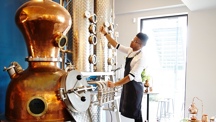 ChapelDownWines's tweet photo. The Gin Works Experience launches today at the @cdginworks π Did we mention that you make your own gin and take it home?! You can book your experience through the link. πΈ
https://t.co/09X1XKMPVG
-
#chapeldown #kingscross #ginworks #london #gin #spiritofthewinemaker https://t.co/JoSuqmL1AJ