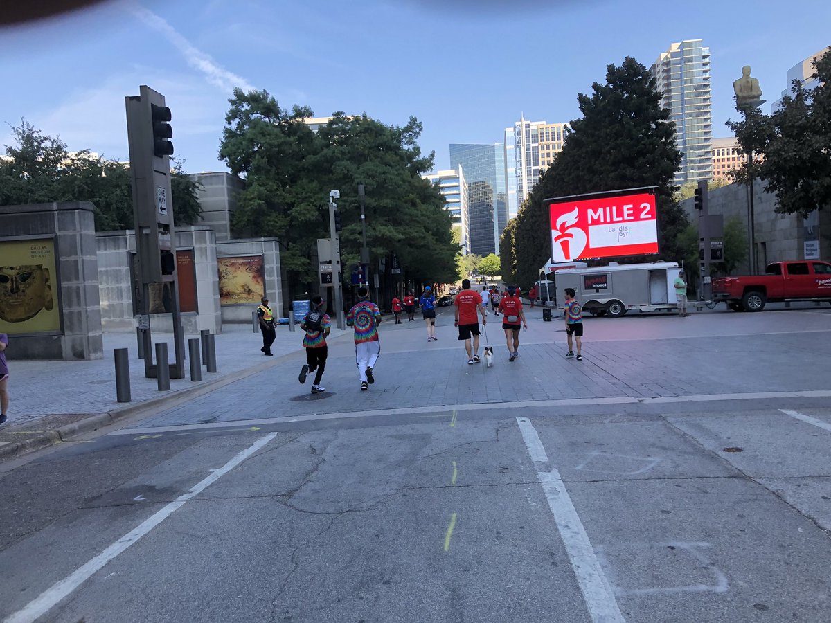 MarkoPo53788884's tweet photo. Completed my Dallas / Erg conference trip with a 3.2 mile Heart walk for and farewells for all my friends and family awesome time! #GarciaBeProud #HACEMOS #ATTECG19 https://t.co/pJjFkTYTZg