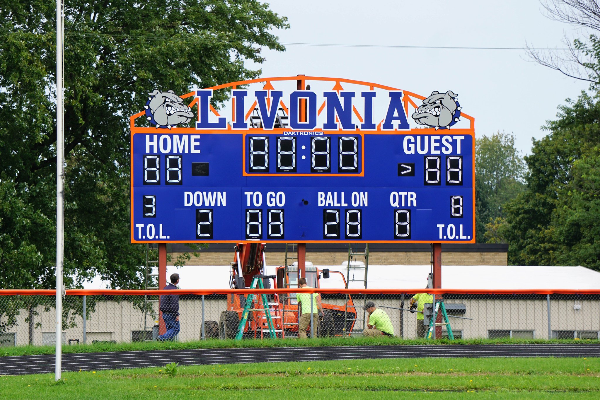 LCS Athletics on Twitter "The new scoreboard on Saunder's Field is