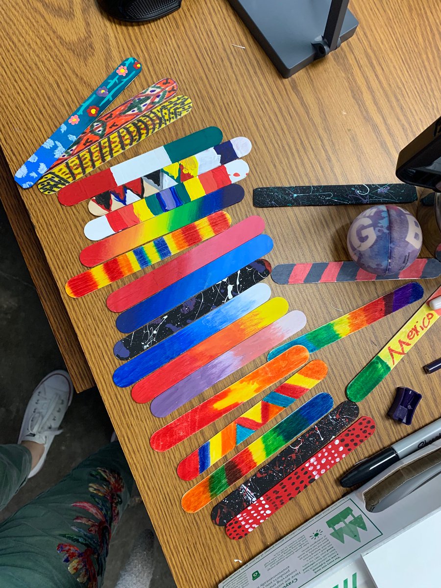 MsHolbert's tweet photo. Hispanic Heritage celebrated @SpringLeadAcad  @SpringISD  with Papel Picado and Craft Stick Tapestry collaborative projects. Scholars are loving it! #SISDPVA https://t.co/q6WQHBRjxV