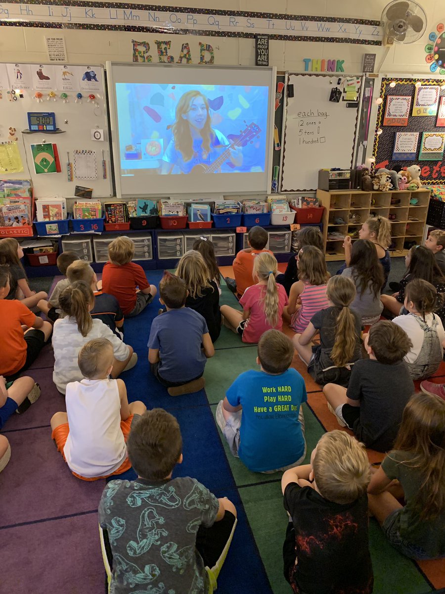 capper2teach's tweet image. Wonderful Dot Day activities with the lovely Emily Arrow.