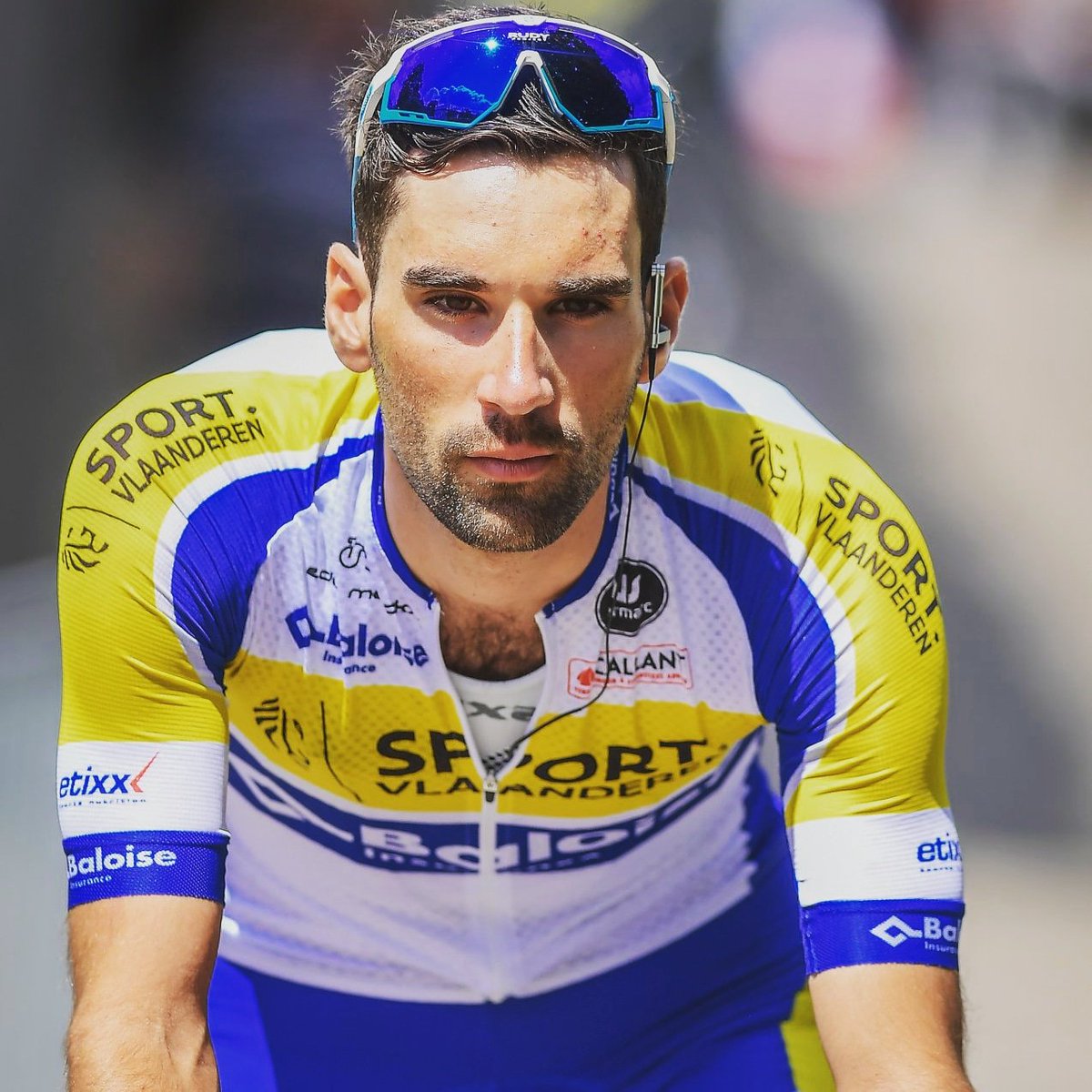 PlanckaertEmiel's tweet photo. First race tomorrow after being hit by a car in July. Had a surgery and wasn't able to train until 3 weeks ago. Happy to be on my bike again. We'll see how tomorrow goes! 💪😅 #WeArePlanckie https://t.co/hYKzHebOFp