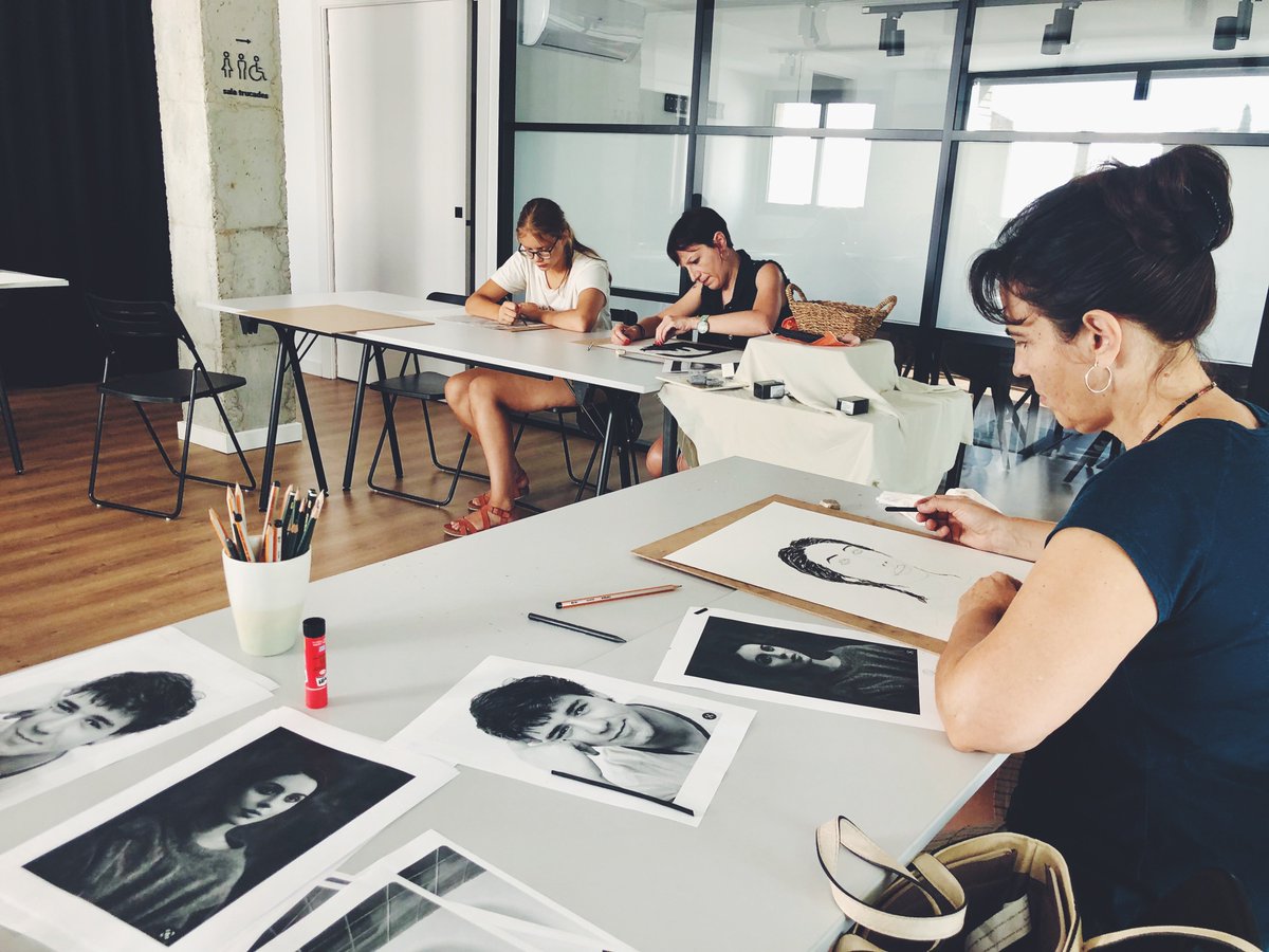 localcoworking's tweet image. Celebrem el primer aniversari amb l'objectiu de seguir sumant bons records!