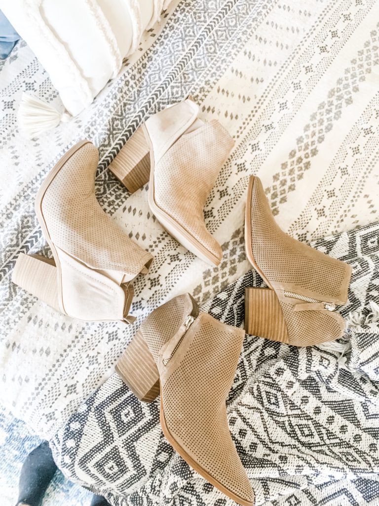 hassett90's tweet photo. Designer Dupe Booties for Fall https://t.co/KTk0y6dNzw https://t.co/MeqFG02UDw
