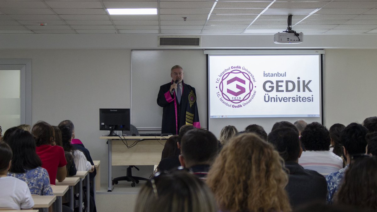 istanbul gedik universitesi on twitter hukuk fakultemiz akademisyenlerimiz ve ilk ogrencilerimizin katildigi acilis toplantisi ve ilk ders ile egitim ogretim hayatina basladi gedikedu hukukfakultesi https t co 7npkr6nen6 twitter