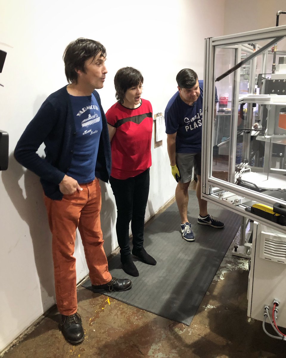 smashedplastic's tweet photo. THAT LOOK! Bill MacKay & Katinka Kleijn witnessing their amazing new LP being pressed. Pre-order your copy of STIR from Drag City today - out everywhere on 10/11!!
#madeinchicago #smashedplasticpressing #chicagopressingplant #askmeaboutvinyl #dragcityrecords #billmackay https://t.co/W7jIw3tWxJ