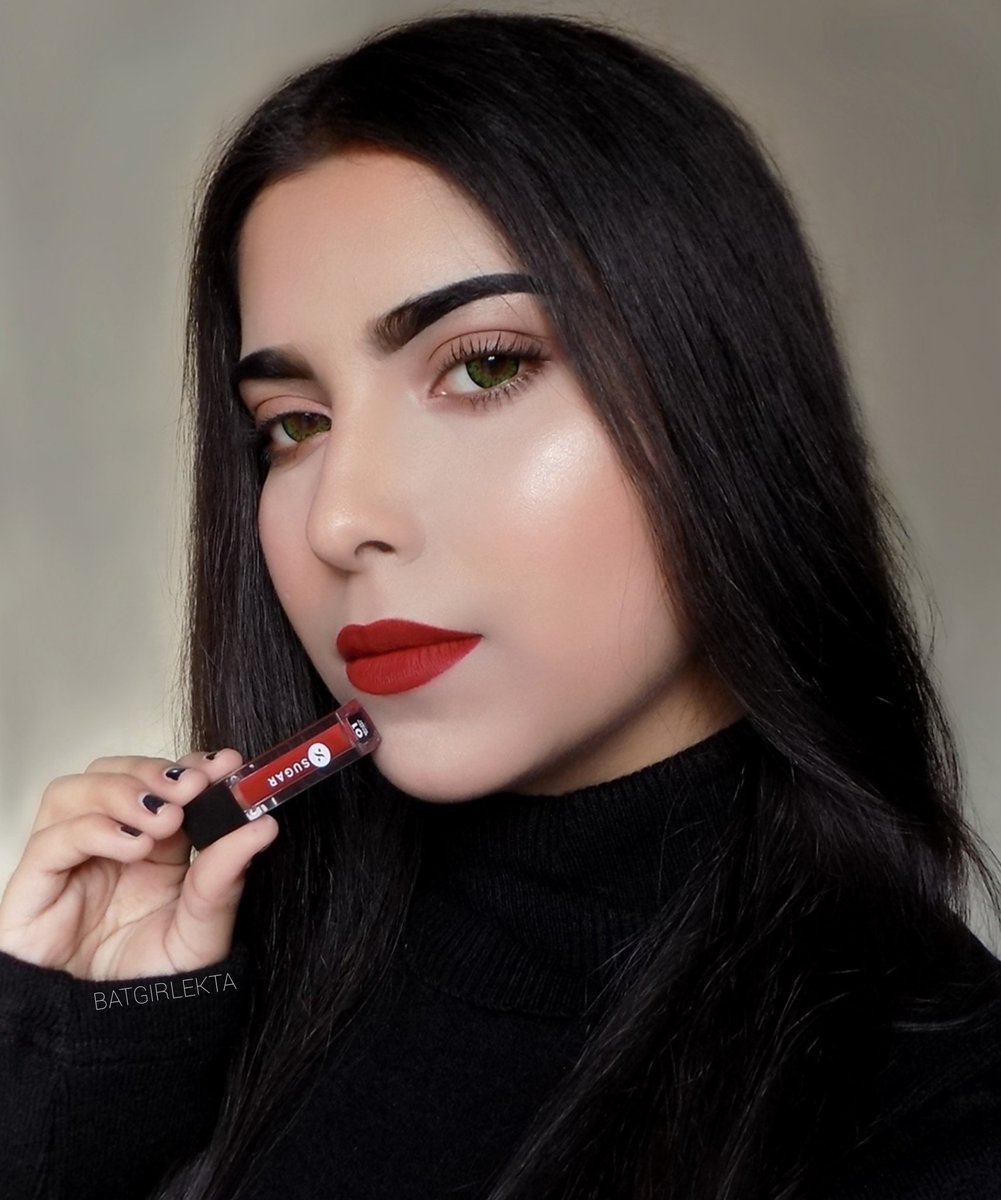 trySUGAR's tweet photo. Up your lip game to bold burgundy with Brazen Raisin shade that's as addictive as it is badass!
Smudge Me Not Liquid Lipstick Minis come in a box of happiness and 4 shades of your choice.
In frame: Ekta Bharti
.
.
#TrySUGAR #SUGARCosmetics #SmudgeMeNot #Minis https://t.co/BhOn1cTLrb