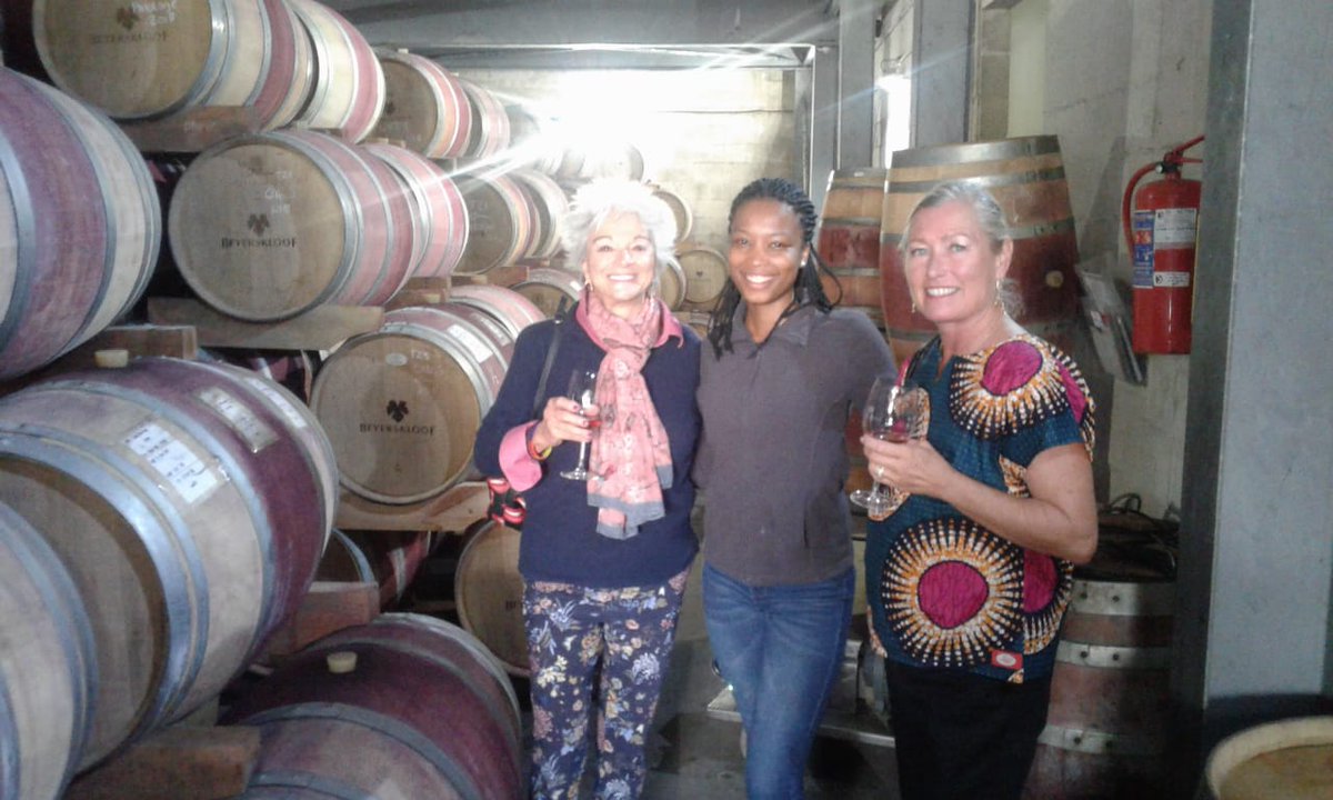 CapeTownGayTour's tweet photo. Our week long tour with the truly fabulous Susan &amp; Crystal has come to an end today, what fun we've had on our last day in the Winelands, farewell friends and we'll see you again soon, safe onward journey 🥂 🎉 ✈ #gaycapetown #capetowngaytours #gaytravelsa #gaytravelAfrica https://t.co/YrxgBQYXgR