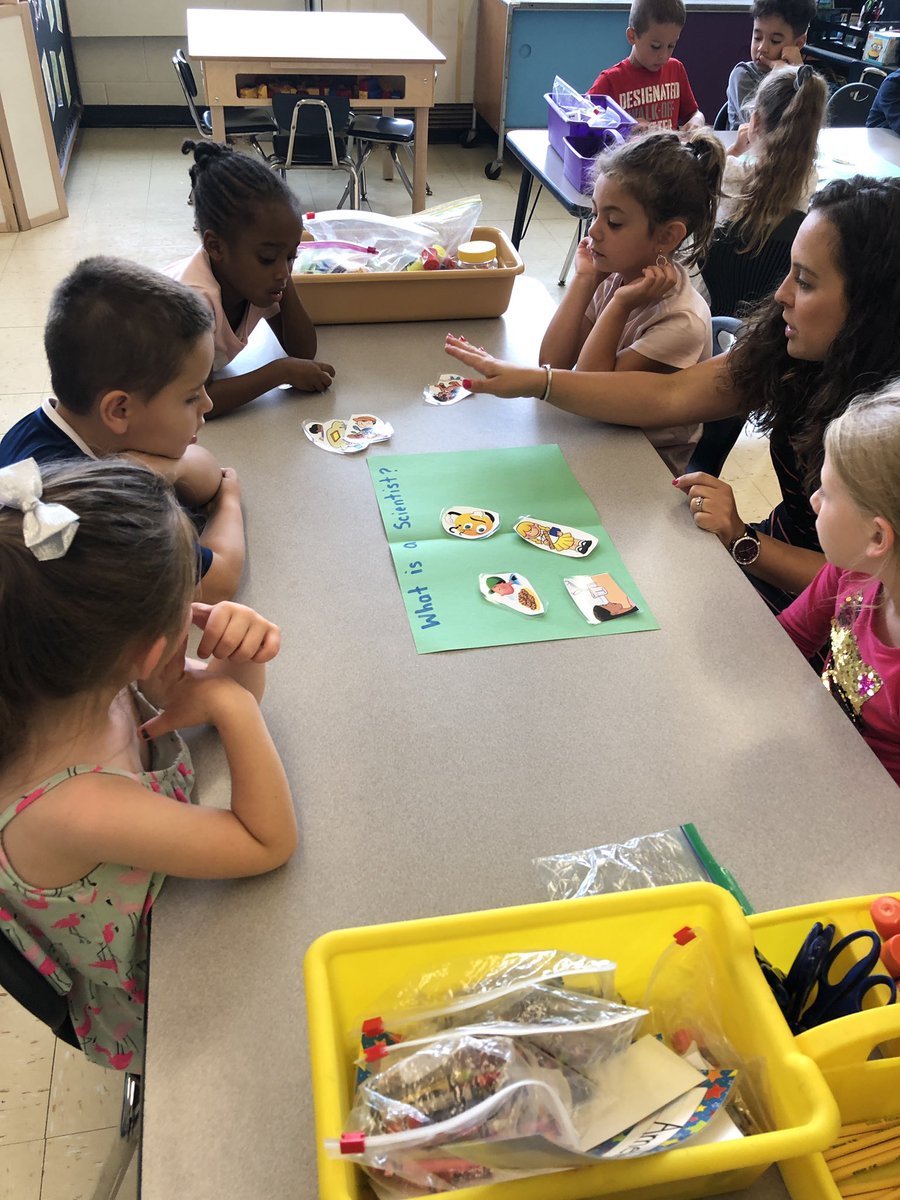 TKtalksSTEAM's tweet photo. Kindergarten Ss @BrinckSchool engage and explore “What is a scientist? #5Elearning cycle @SammonSTEAM @JessicaTurnerNY @wcsdtechdr https://t.co/4rKT0IyZz8