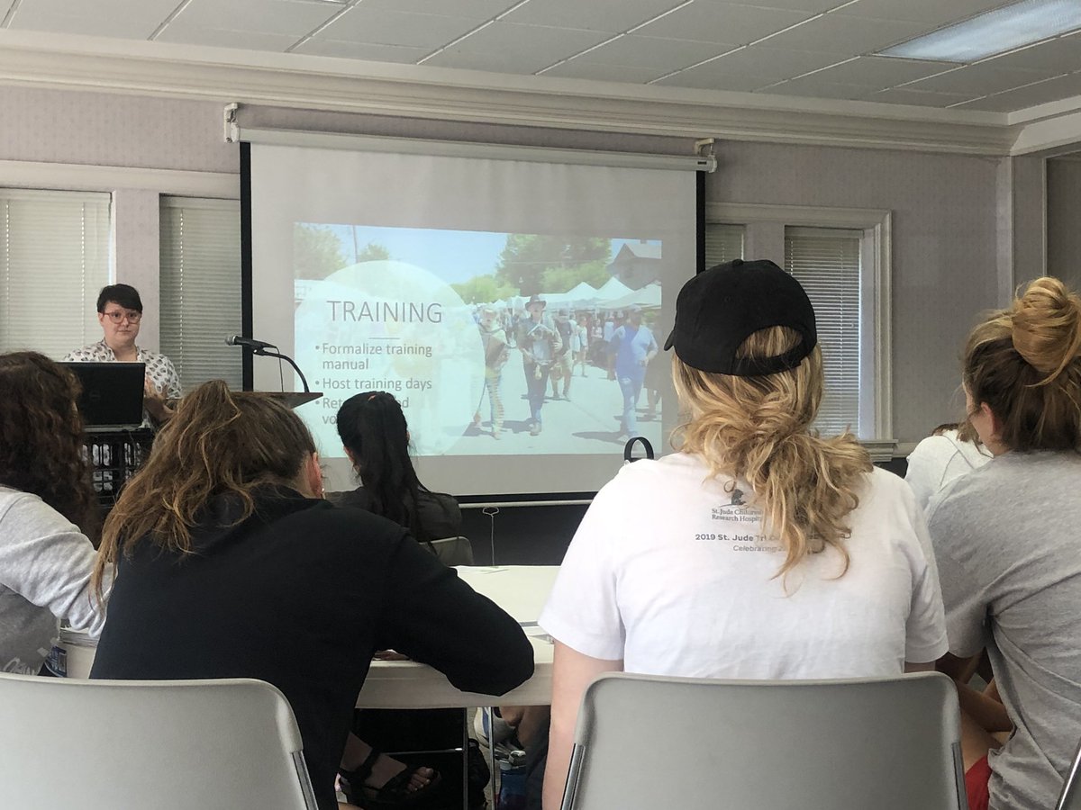 Emma Abbott tweet media