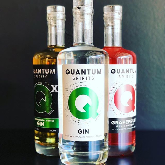 QuantumSpirits's tweet photo. Ménage-a-gin?

#gin #barrelagedgin #grapefruitgin #dinnerforthree #distillerylife #pittsburgh #3rivers #carnegiepa https://t.co/t7UucnbQCa https://t.co/5o4TFsXHXf