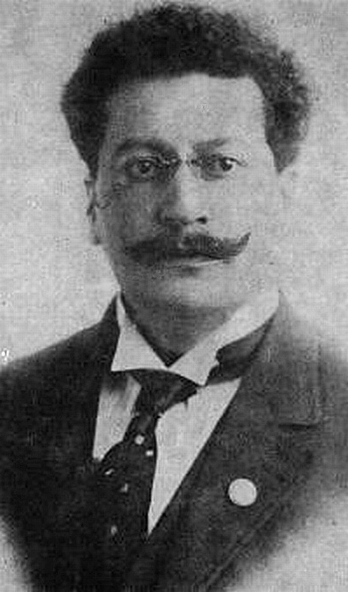 SocialistRA's tweet image. Today is the 145th birthday of Mexican anarchist writer and agitator Ricardo Flores Magón. His writings helped incite the Mexican Revolution, and inspired Emiliano Zapata. Magon wrote propaganda encouraging farmers and workers to arm themselves against tyranny.