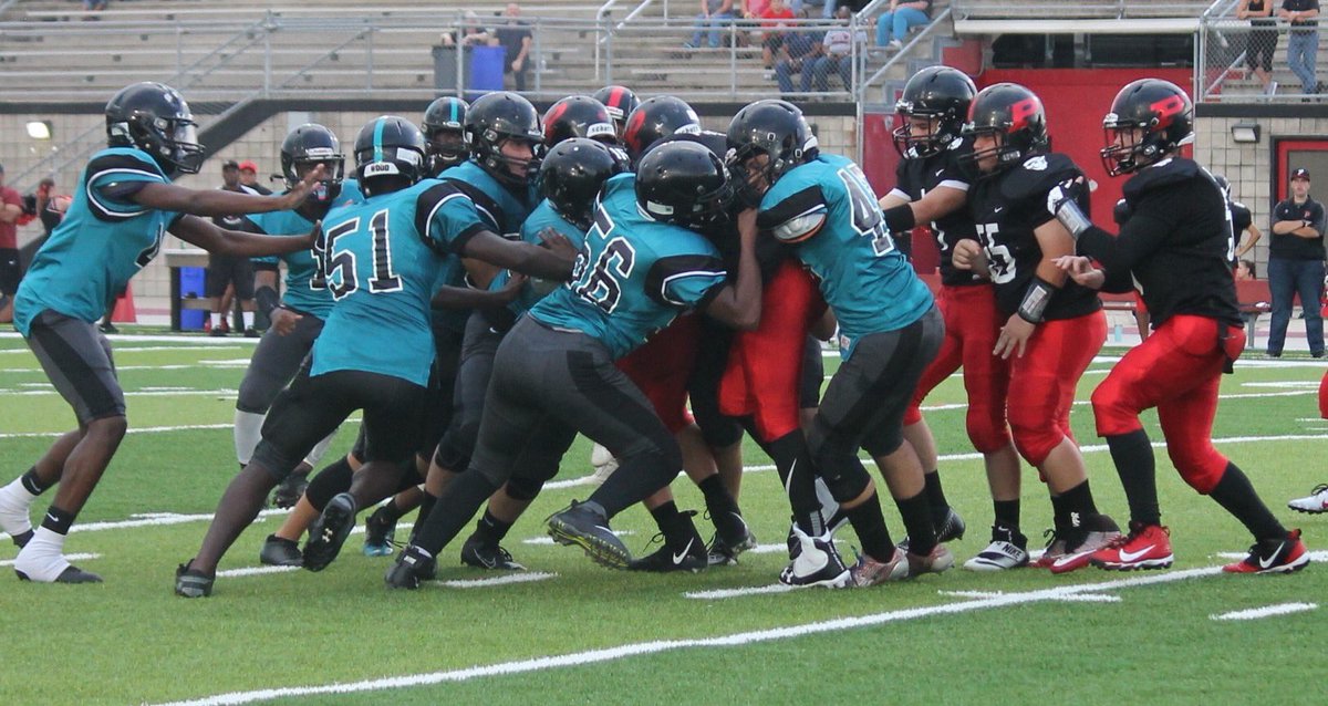 BaysideBears1's tweet photo. Big time action this week on #Thursday! JV Jamboree with visiting teams @VieraHawks and @MHSdogsfootball! Be there or Be square! #Beardown #BearWitness #DDD https://t.co/MGVBhiwe6q