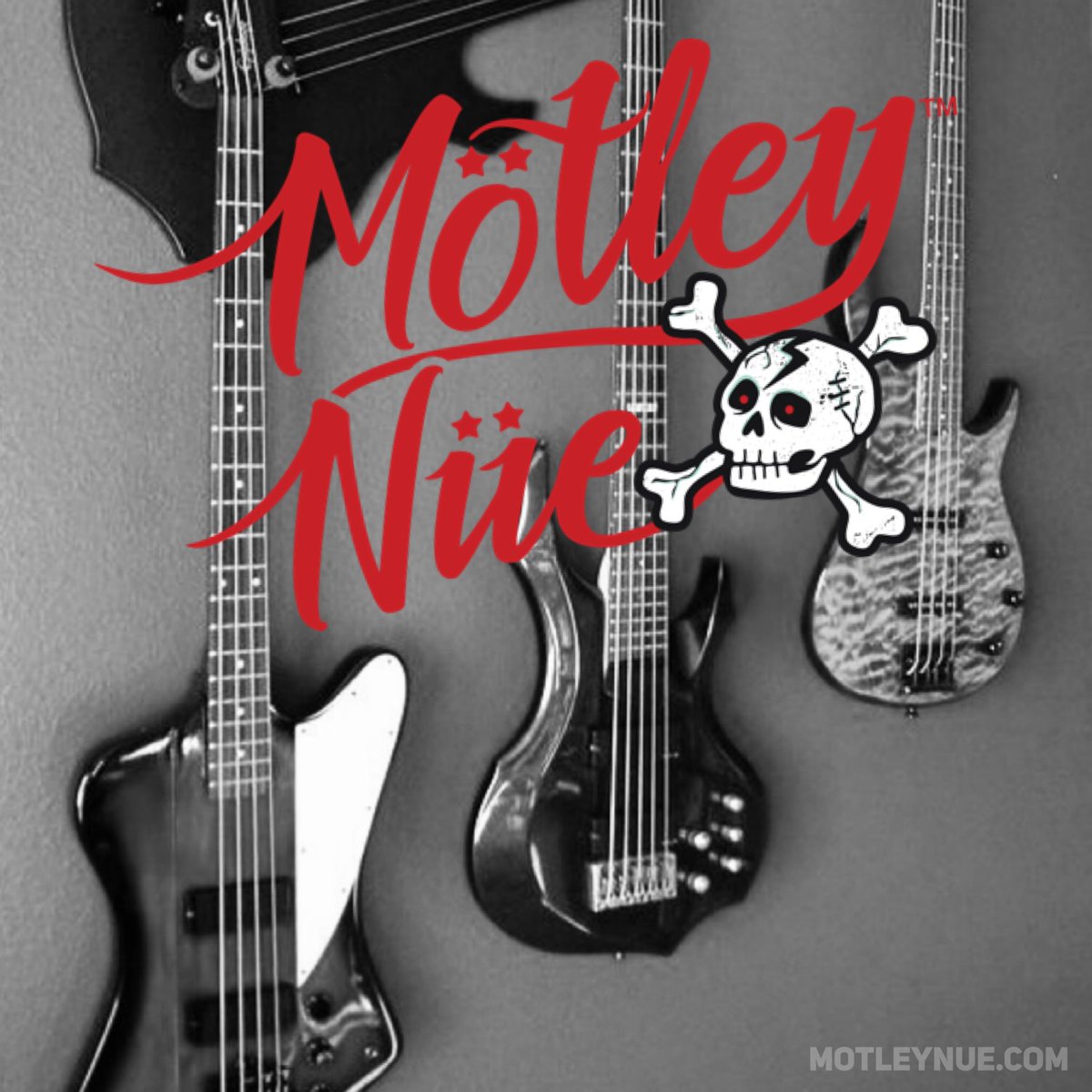 MotleyNue's tweet photo. 🎸
•
#motleynue #nueheads #motleycrue #crueheads #thedirt #thedirtmovie #nikkisixx #vinceneil #mickmars #tommylee #motleycrueforever #motleycruefans #girlsgirlsgirls #lasvegas #junkerdesigns #todwaters #80s #concert #vegasshow #musiclovers #metalmusic #rockstar #rocknroll https://t.co/x49XrseQWW