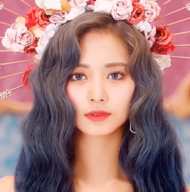 TWICE's Tzuyu Looked Like A Goddess At The Louis Vuitton Event - Koreaboo