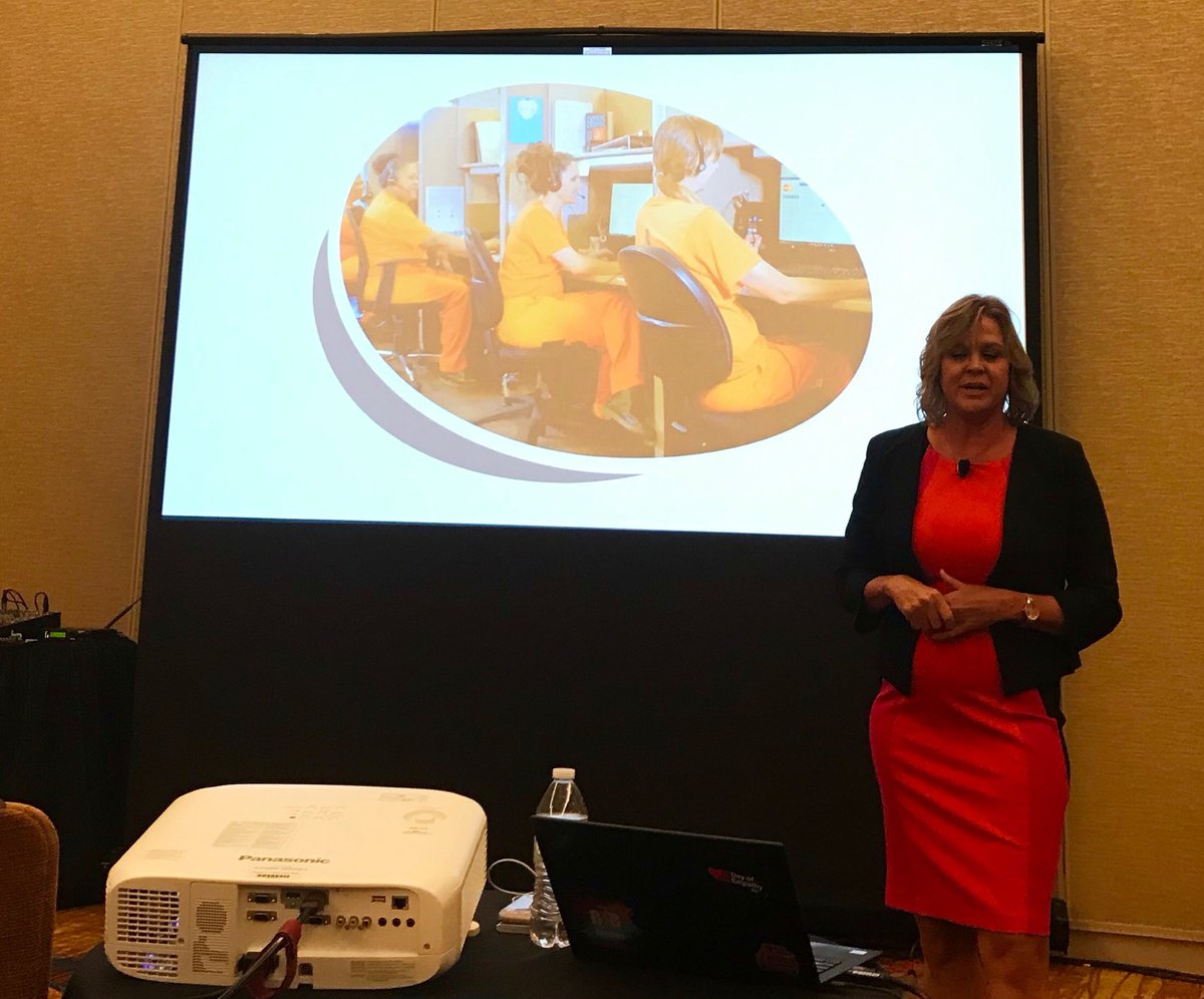 AlisonRapping's tweet photo. #IWLIndy @mcirocco, @Televerde Chief Corporate Social Responsibility Officer AND @Arouetforgood #BOD Member knocking it out of the park ⚾️🎤🥇 #IntergratingWomenLeaders #TeleverdeEffect #EmpoweringWomenLeaders https://t.co/Kg0FIbqVqB