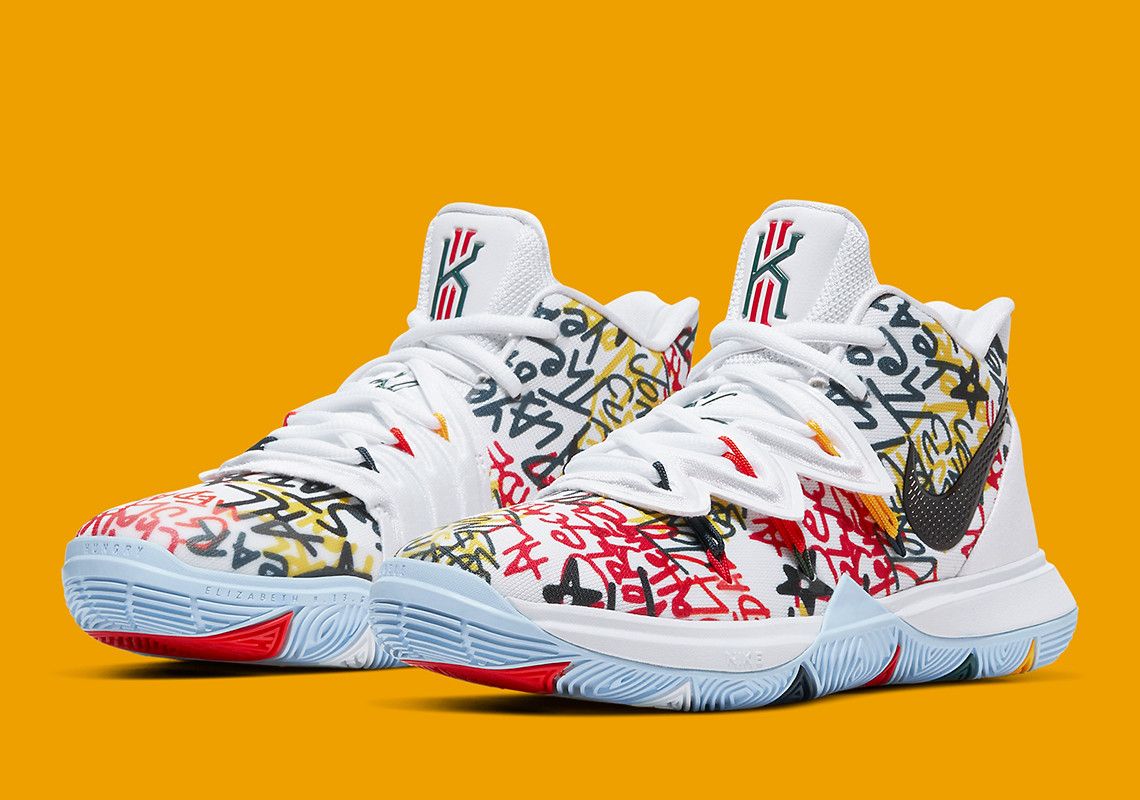 kyrie 5 grade school shoes