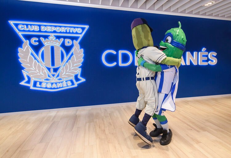 picklesbaseball's tweet photo. ICYMI- Dillon visited Spain to meet Super Pepino, his long lost Pickle Mascot brother of @CDLeganes! Check here for the full recap: https://t.co/3Q5Vtez4cD #EuroPick #getpickled https://t.co/A5nSksKEIM
