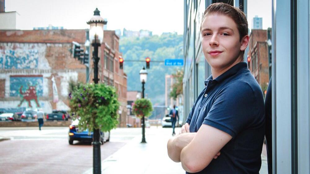PointParkU's tweet photo. Point Park has taken @nategrossi to NYC & LA and opened doors to internships with @Stage_AE & @DowntownPitt.
https://t.co/vVbra672Rn #PittsburghMe https://t.co/FhQD1mBJHZ