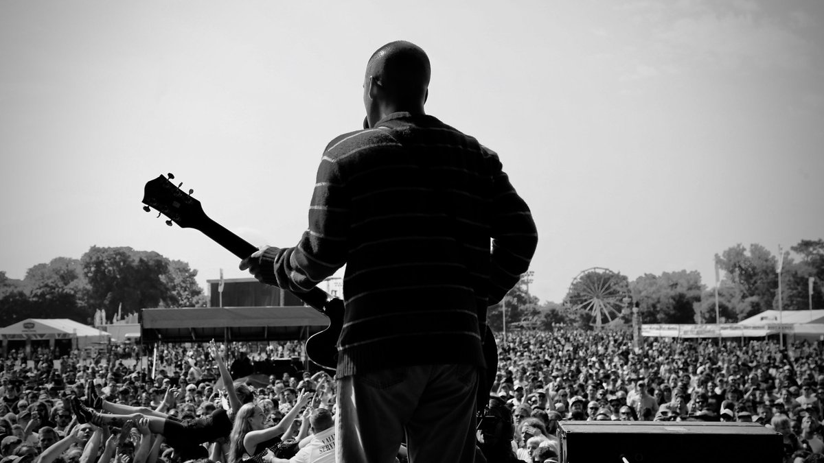 Daniel Ryan (@danielryanvideo) on Twitter photo “You Deserve Love” // Tony Esposito of <a href="/WhiteReaperUSA/">͏w͏h͏i͏t͏e ͏r͏e͏a͏p͏e͏r</a> at <a href="/RiotFest/">Riot Fest</a> 2019. “You Deserve Love” // Tony Esposito of <a href="/WhiteReaperUSA/">͏w͏h͏i͏t͏e ͏r͏e͏a͏p͏e͏r</a> at <a href="/RiotFest/">Riot Fest</a> 2019.