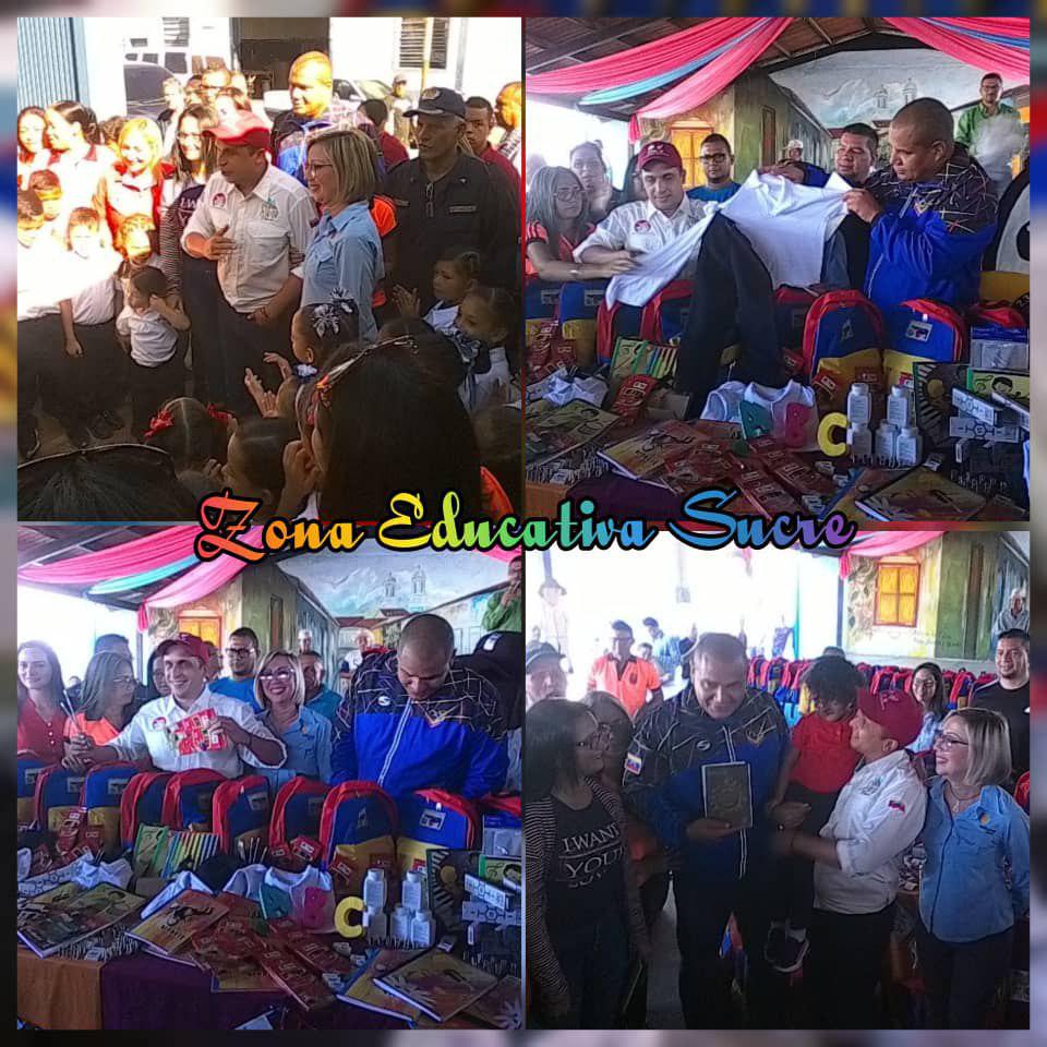 #AClasesConAlegría en la escuela Federal Sucre, se dió inicio del nuevo año Escolar 2019 - 2020, en paz y con mucha Alegría, todos unidos junto a nuestros niños, niñas y pueblo soberano. @psuvaristobulo <a href="/NicolasMaduro/">Nicolás Maduro</a> <a href="/RosangelaOrozco/">Rosangela Orozco</a> <a href="/EdwinRojasM/">Edwin R</a> <a href="/karsanc/">karenly Sanchez N.</a>