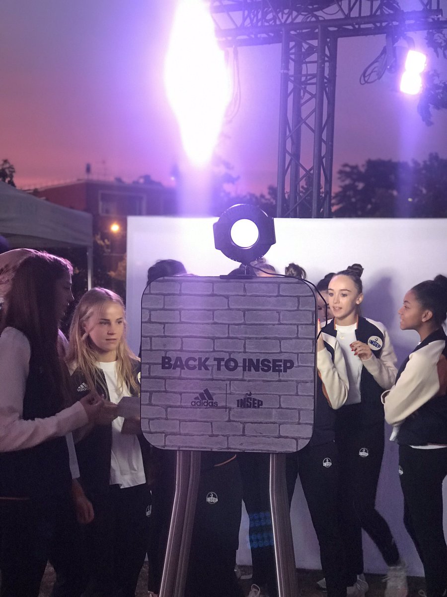 marine_buttin's tweet photo. Back to school @INSEP_PARIS 🎓
Remise des dotations @adidasFR à tous les insepiens pour une belle sportive 👌🏻 https://t.co/E32HRm5AnQ