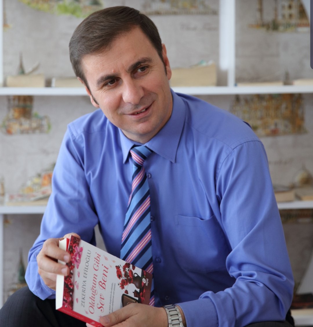 Okumak en soylu eylem en mükemmel erdemdir. Bu devirde okuyan bir neslin  evladı olmak İstanbul'u fethetmeye giden askerlerden birisi olmak kadar  önemlidir. Hiç kitap sayfası koklamamışsa bir yürek; kurumuş bir gazel gibi