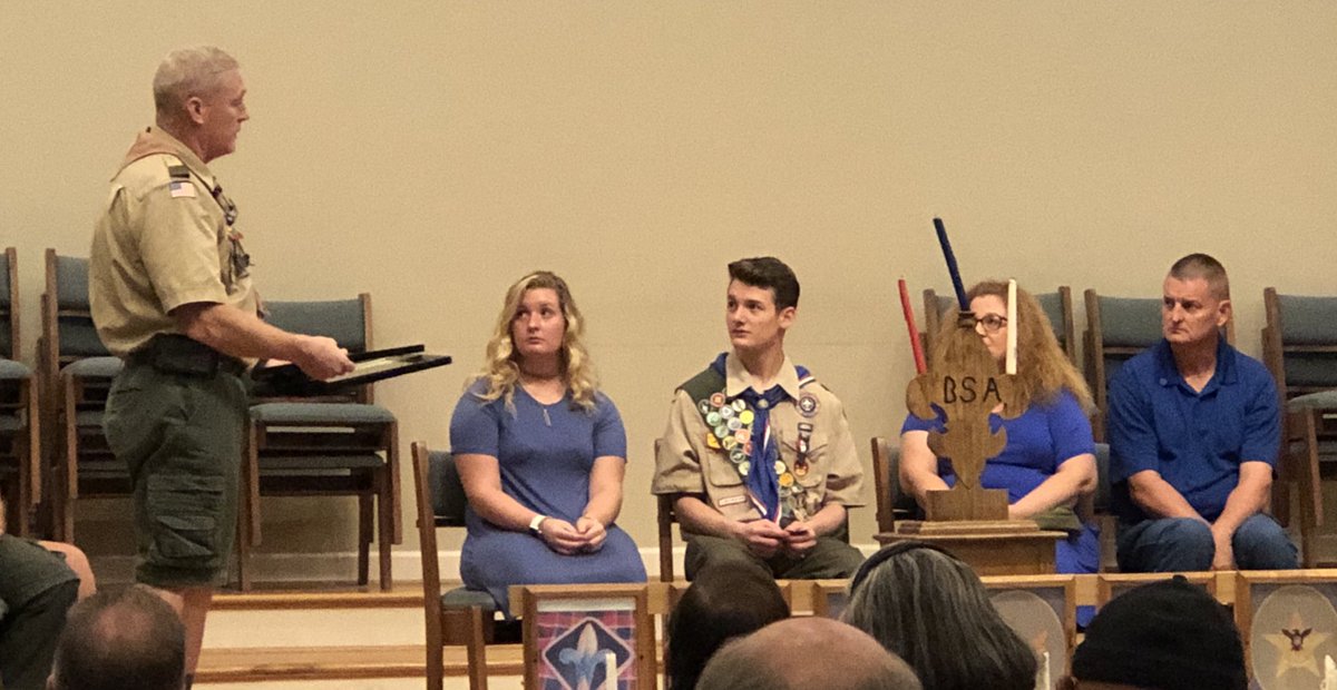 Thomas_Preisig's tweet photo. Congratulations to senior Wesley Poole for achieving the rank of Eagle Scout⚜️🦅 @Easley_High #eaglewave #troop210 https://t.co/URYbNL548m