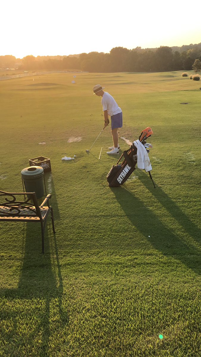 Skyhawk Golf tweet media