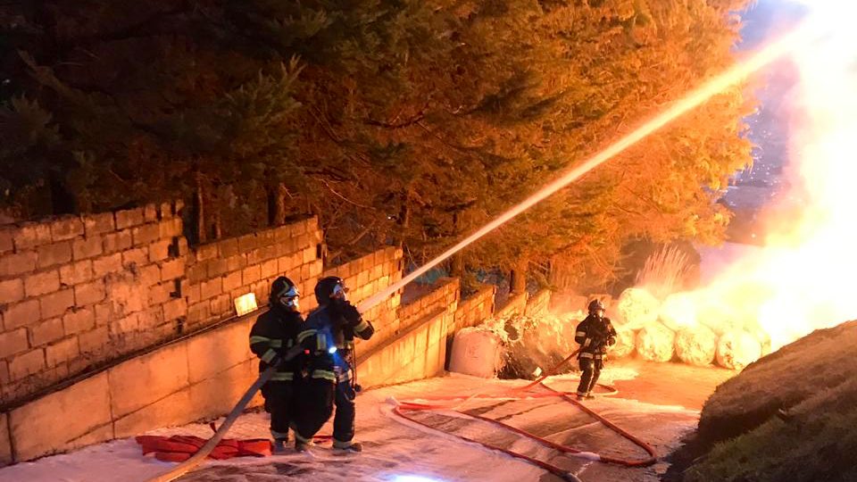 Bomberos Quito tweet media