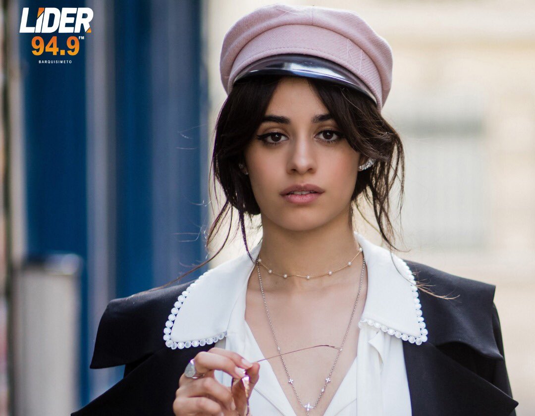 Curiosidades de la cantante del momento. Camila Cabello 🎙
.
1- SU VERDADERO NOMBRE
El verdadero nombre de la artista es Karla Camila Cabello Estrabao. Conoce todas sus curiosidades en nuestro Instagram 

LÍDER + Radio + Música <a href="/circuitoliderfm/">Circuito Líder FM</a>
.
#Barquisimeto #Radio #Música