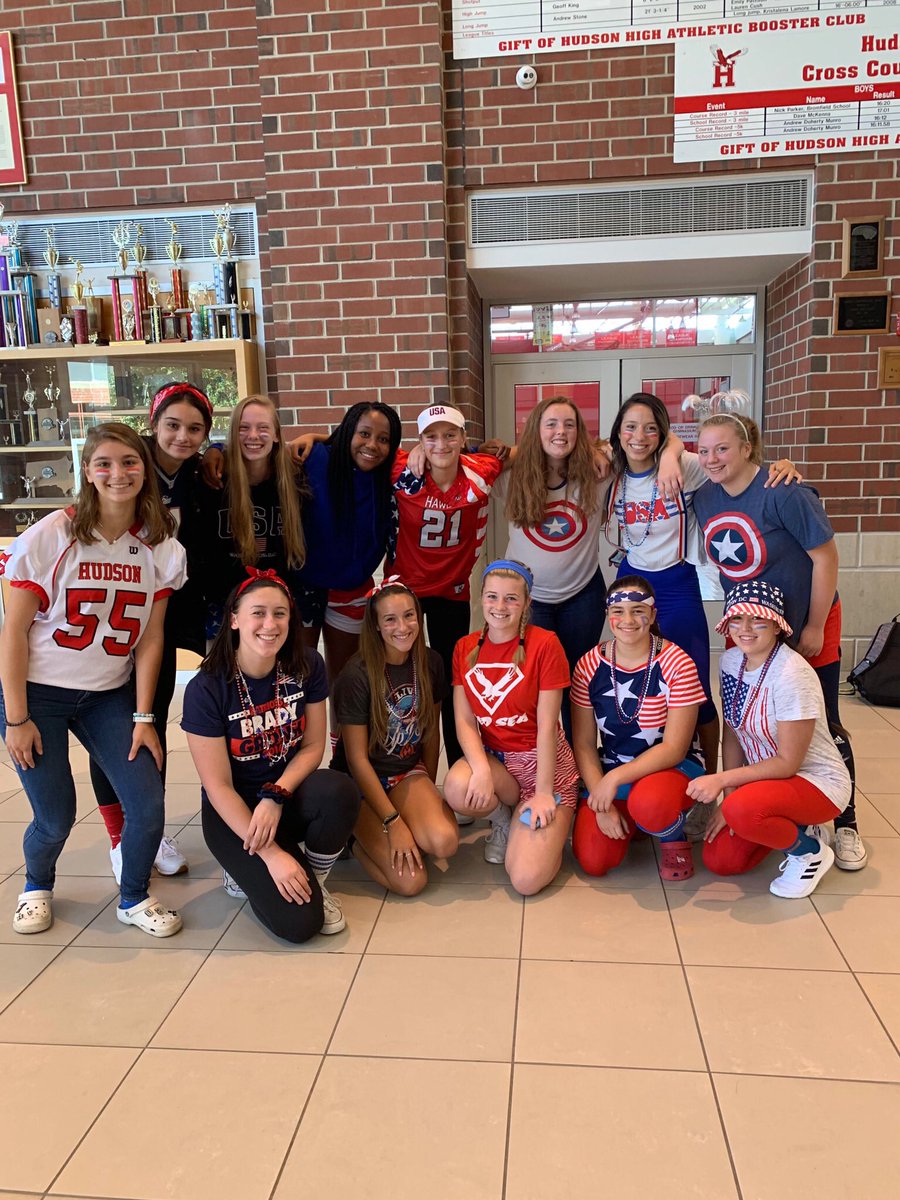ITS THAT TIME AGAIN! EVERYONE PUT DOWN YOUR MECHANICAL PENCILS AND SHOW UP AT 5:00 PM, not a.m., AS THE WOMENS VBALL 🏐 TEAM TAKES ON THE VOLLEYBALLERS FROM A SCHOOL THAT’S MAIN COLOR IS GREEN🤢 (Wachusett(gross)). USA THEME🇺🇸🇺🇸🇺🇸!!!