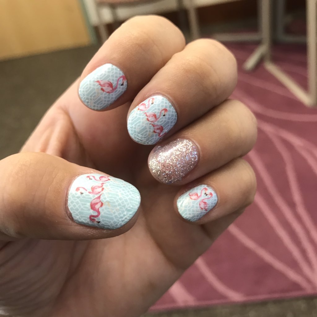 Lily And Fox - Nail Wrap - Berry Merry Christmas! | Fox nails, Nail wraps,  Glitter pedicure