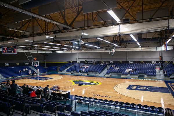 D_staff_'s tweet photo. Blessed and thankful to receive an offer from Spring Arbor University! https://t.co/EbyvdmL9ra