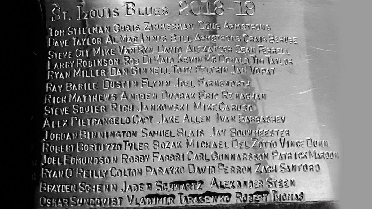 jingflixx's tweet photo. The Blues will forever be in the history ❤️❤️❤️ #stlouisblues https://t.co/NvdDvm9T5I