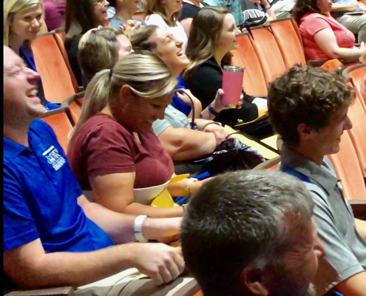 docspeaks's tweet photo. 🤗#AboutToday with my #balconycolleagues @northwestmissouristate 🤩#DocSpeaks 🎤💫 We had an amazing “Personal Development” 🔲😬#masterclass 💯#closetheempathygap 🤝#unpackyourbackpack 🎒 🎒 #fillyourwheelbarrow 🛒😂&amp; #stayinthebalcony 🥰 https://t.co/rpv4zFQngl